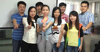 努力創(chuàng)新，團(tuán)結(jié)一致 記2015勝通倉儲年中總結(jié)大會