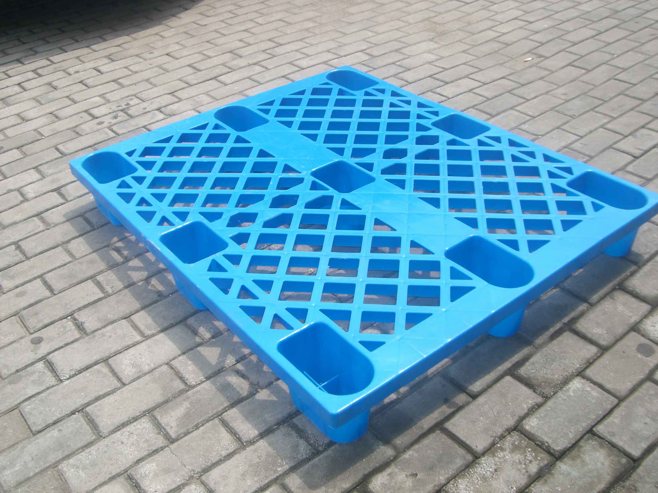 勝通再創(chuàng)佳績(jī)，屹敦光電合作項(xiàng)目簽訂