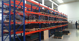 ?貨架知識：如何規(guī)定橫梁式貨架尺寸？