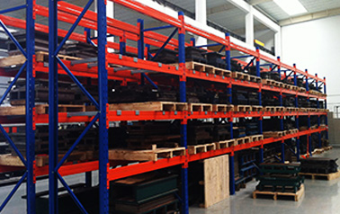 祝賀正導(dǎo)電纜成功訂購100多組重型橫梁貨架