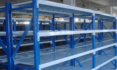 雅士林智能家居：定制中型貨架還是勝通倉儲好