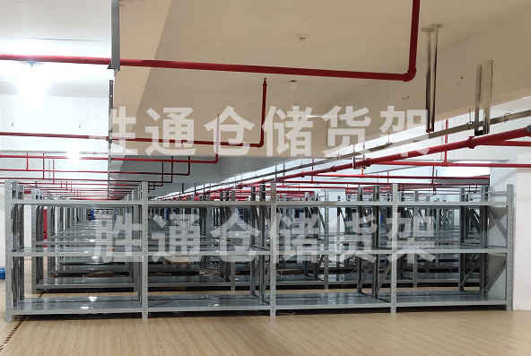 浙江某服飾公司：倉庫節(jié)省租金首選勝通倉儲!