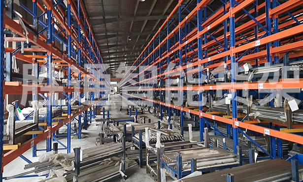 祝賀浙江匠心液壓科技重型橫梁貨架項(xiàng)目安裝完成