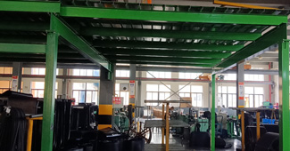 來看，浙江百花膠帶有限公司倉庫安裝勝通鋼平臺后的現(xiàn)場實況