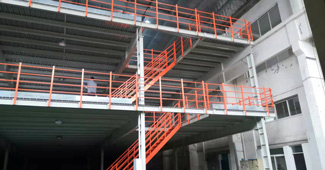 多虧了勝通鋼平臺，寧波宏都模塑的倉庫空間利用率是越來越高！