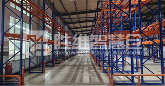 塑業(yè)企業(yè)想節(jié)省倉儲成本？不妨看看這種重型橫梁式貨架！