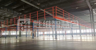 一款高性價(jià)比的鋼平臺(tái)貨架，讓臺(tái)州某泵業(yè)工廠大呼好用！