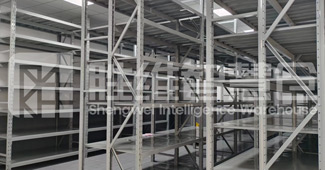 倉庫貨物種類繁多難存取？選用重型貨架又安全又存取高效！