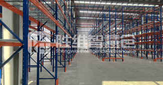 定制款重型貨架，幫助新能源企業(yè)快速實現(xiàn)倉庫空間高效利用