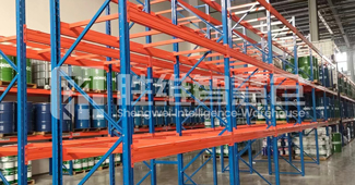 這款重型貨架，成為解決化學(xué)制品企業(yè)倉儲難題的 “萬能解藥”
