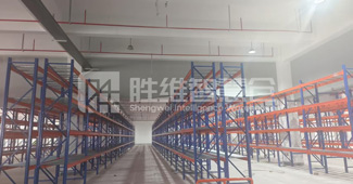 倉(cāng)庫(kù)不夠用、找貨難？看重型貨架如何給寧波塑料企業(yè)帶來(lái)驚喜！