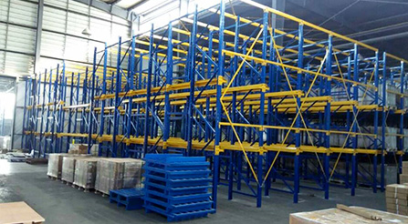 貫通式貨架產(chǎn)品特點.jpg 貫通式貨架產(chǎn)品特點.jpg