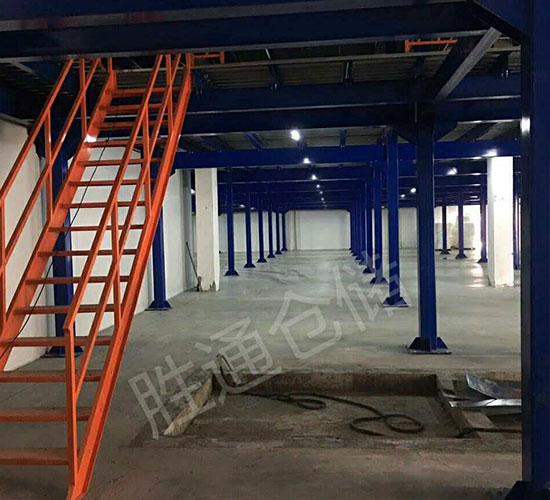 鋼平臺(tái)，鋼結(jié)構(gòu)平臺(tái)，鋼平臺(tái)施工.jpg