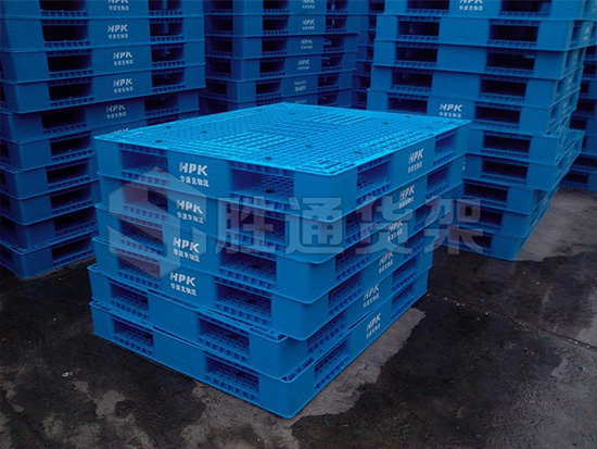 塑料托盤.jpg 塑料托盤.jpg