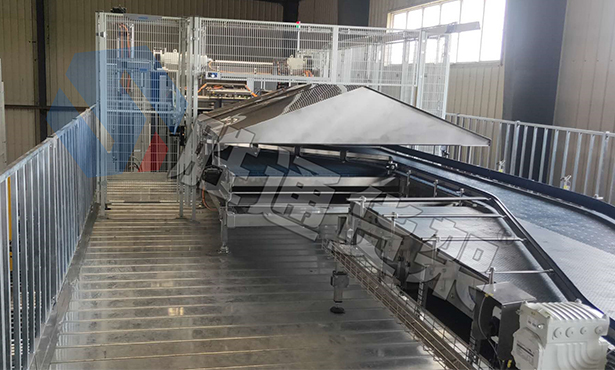 啤酒設(shè)備鋼平臺.png 啤酒設(shè)備鋼平臺.png