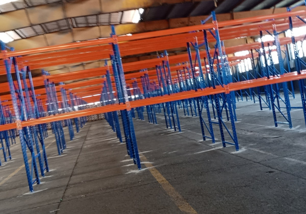 鎮(zhèn)華健身-重型貨架