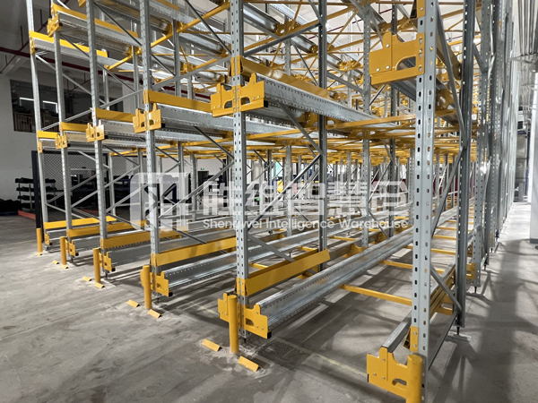 穿梭車密集系統(tǒng)庫