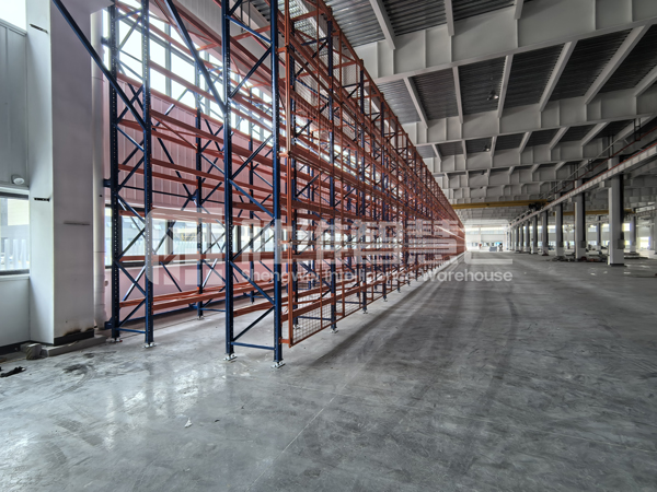 堆垛機(jī)立體庫2600.jpg 堆垛機(jī)立體庫2600.jpg