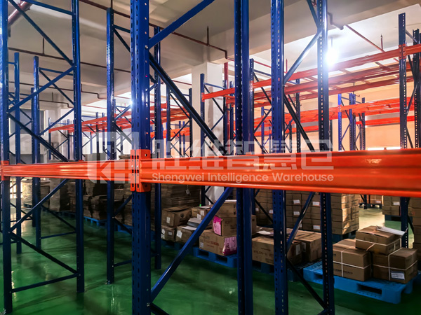 重型貨架2600.jpg 重型貨架2600.jpg