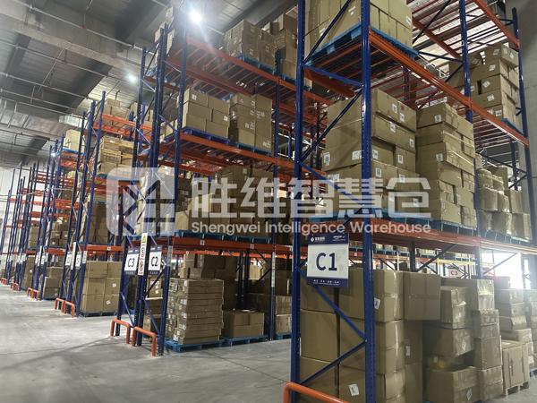 物流重型貨架600.jpg 物流重型貨架600.jpg