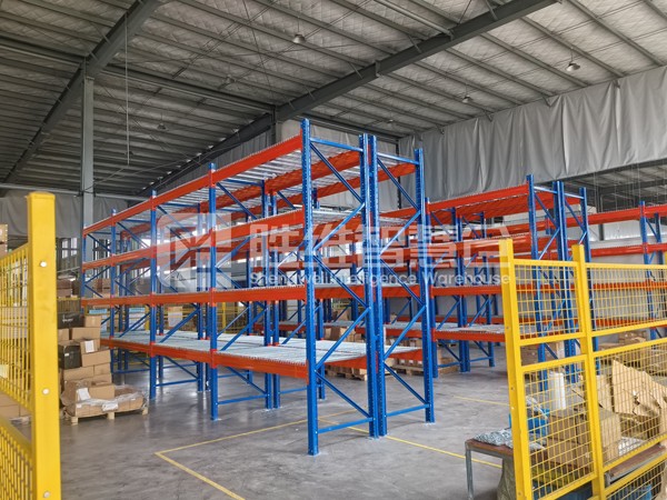 重型貨架2600.jpg 重型貨架2600.jpg